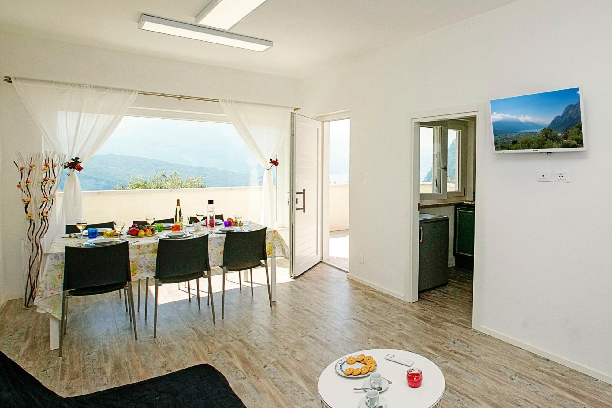 Casa Rene - Happy Rentals Tenno Exterior foto
