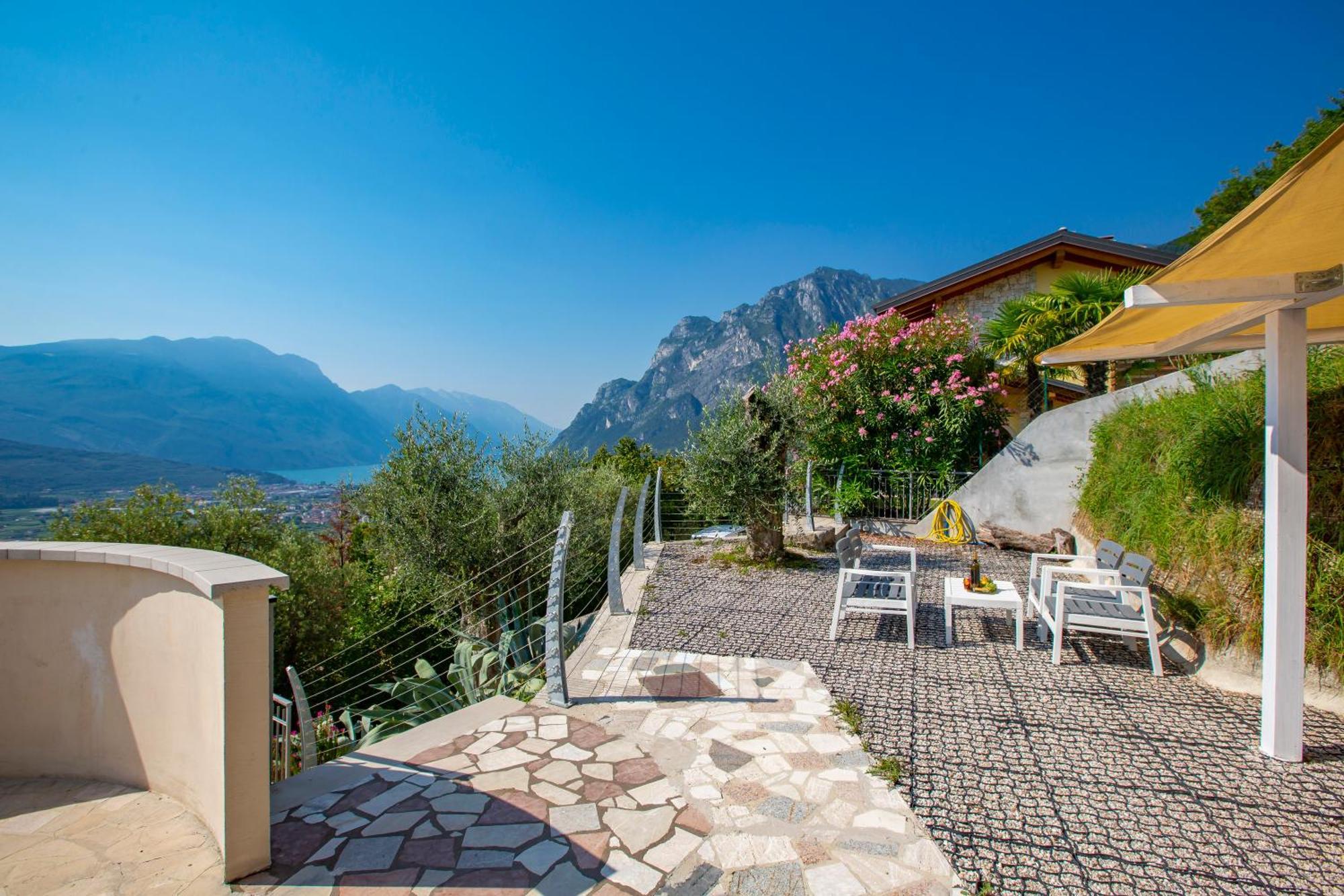 Casa Rene - Happy Rentals Tenno Exterior foto